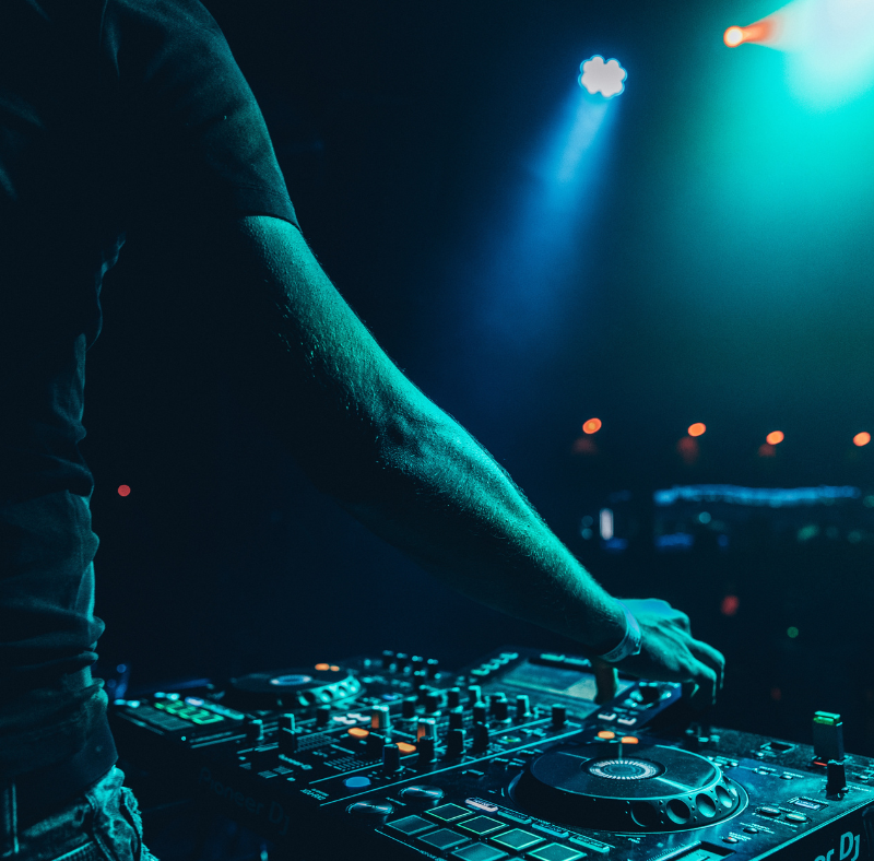 nightclub and bar djs